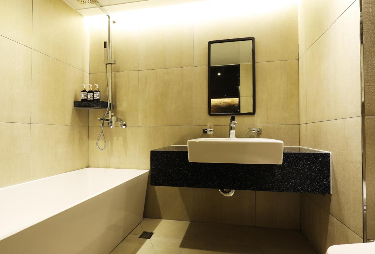 Mari Hotel ชองจู ภายนอก รูปภาพ